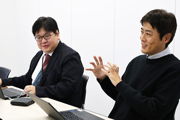 コルソス開発に関するジレンマを語る松本と内田