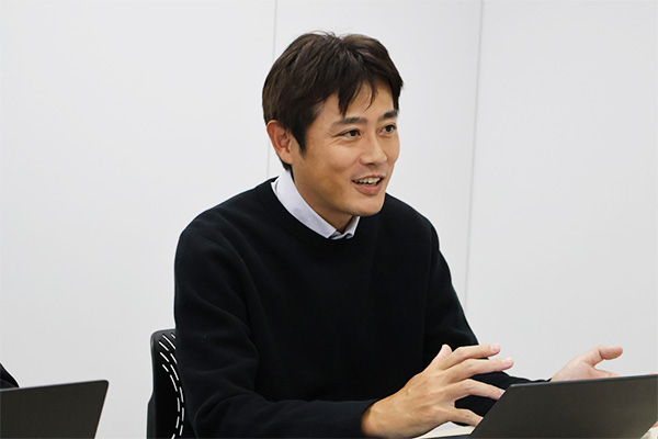 パブリック事業部門パブリックプロダクツ統括部 松本　秀則