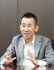 スガキコシステムズ株式会社 管理部 情報システムグループ グループマネジャー 土屋 基樹氏