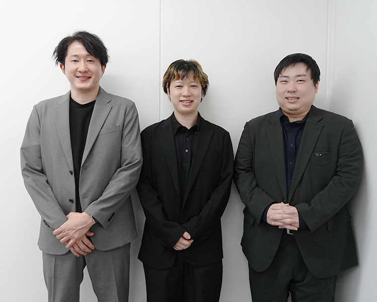 バーチャルトレーニング開発チームのメンバーの写真